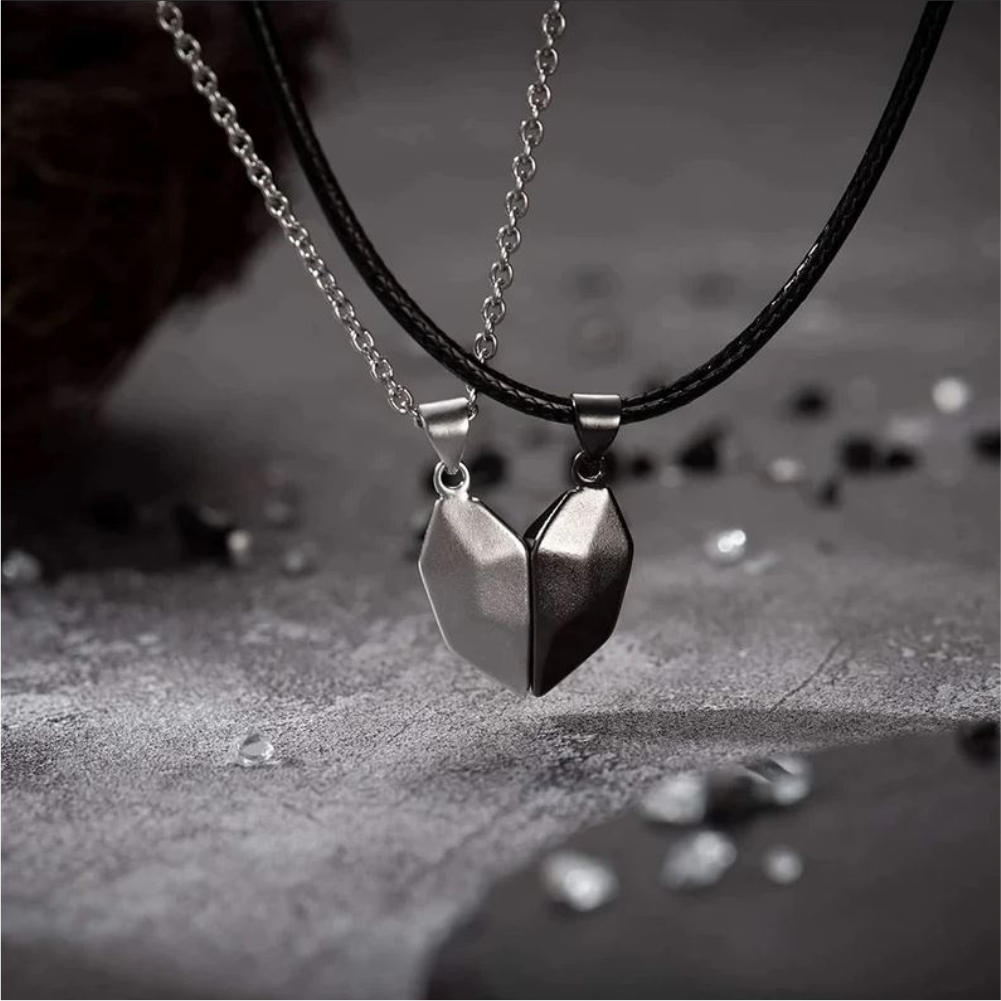 Heart Couple Pendant Necklaces – Premium Imported Jewelry Set by Rang E Hunar - Image 4